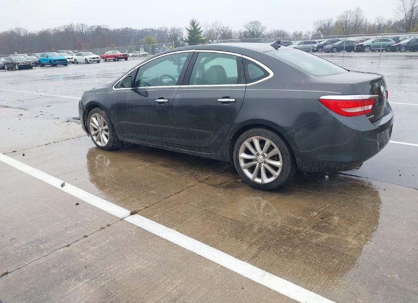 Photo 3 of 2014 Buick Verano (VIN 1G4PP5SK4E4153515)