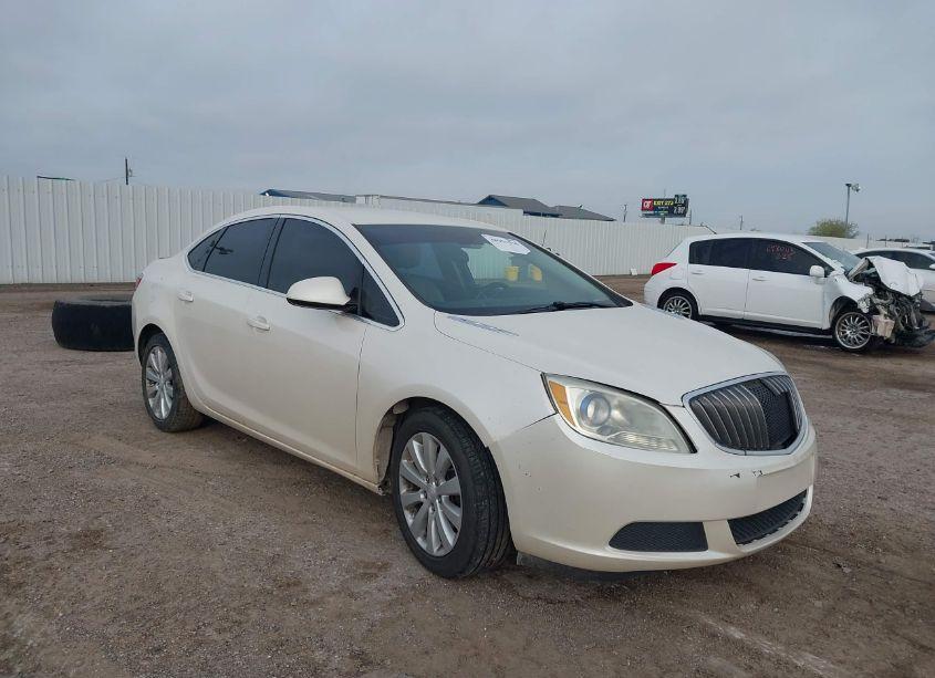 2015 Buick Verano (VIN 1G4PP5SK4F4192395) main photo