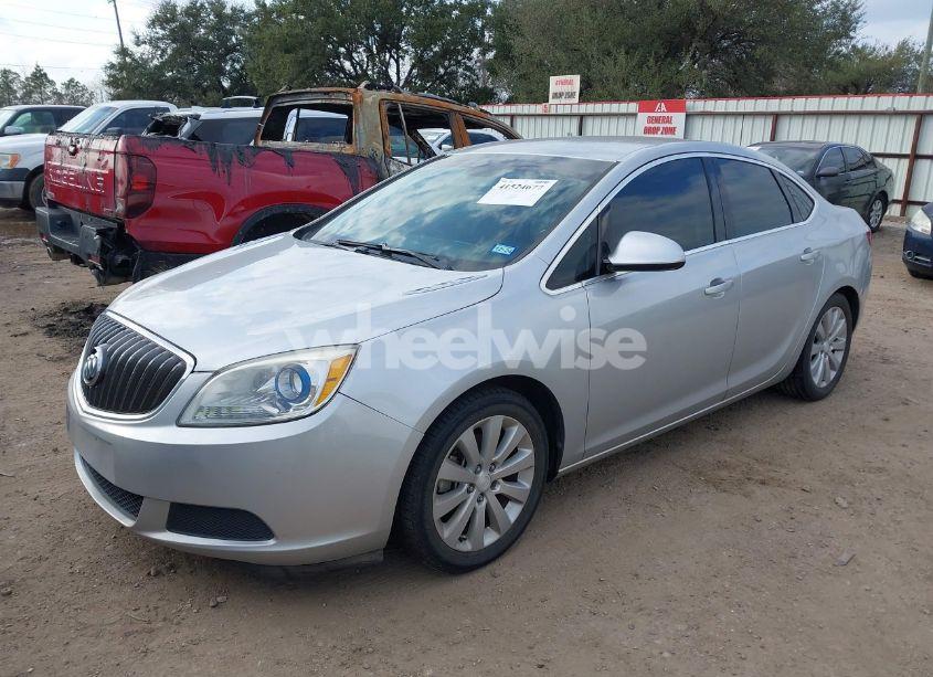 Photo 2 of 2016 Buick Verano (VIN 1G4PP5SK4G4149385)