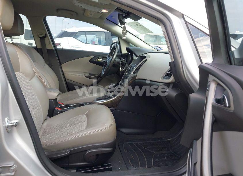 Photo 5 of 2016 Buick Verano (VIN 1G4PP5SK4G4149385)