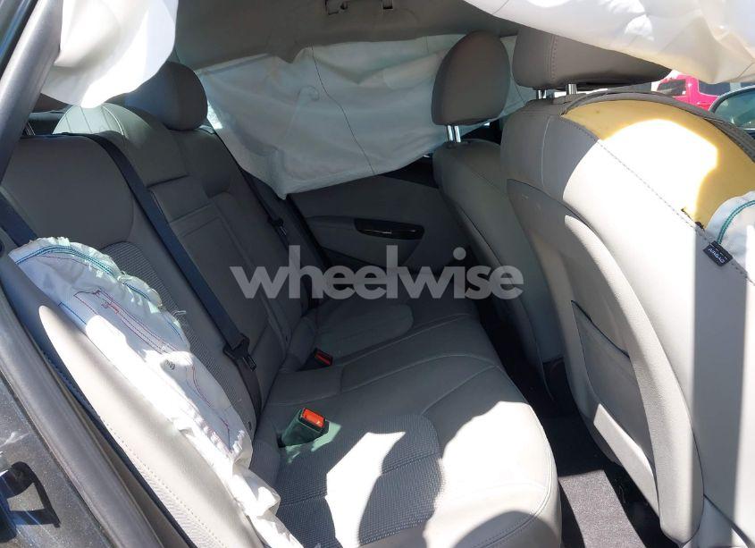 Photo 8 of 2012 Buick Verano (VIN 1G4PP5SK5C4169946)