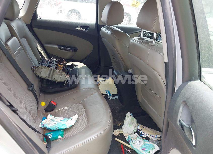 Photo 8 of 2013 Buick Verano (VIN 1G4PP5SK5D4256019)