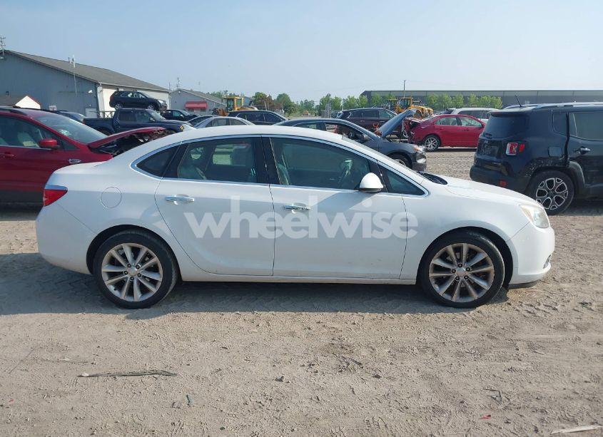 Photo 13 of 2014 Buick Verano (VIN 1G4PP5SK5E4143690)