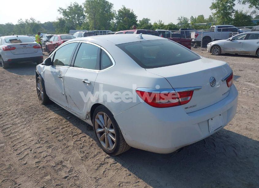 Photo 3 of 2014 Buick Verano (VIN 1G4PP5SK5E4143690)