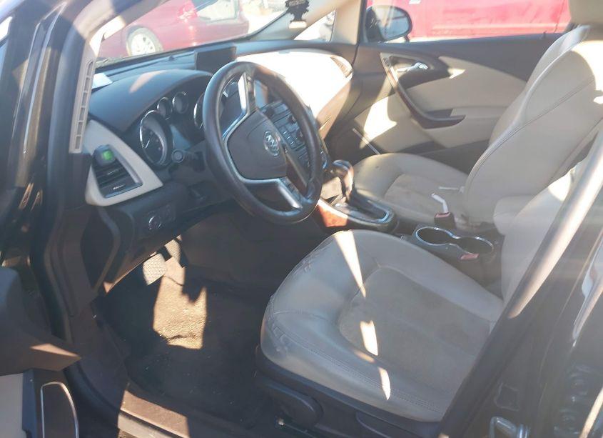 Photo 5 of 2014 Buick Verano (VIN 1G4PP5SK5E4175426)