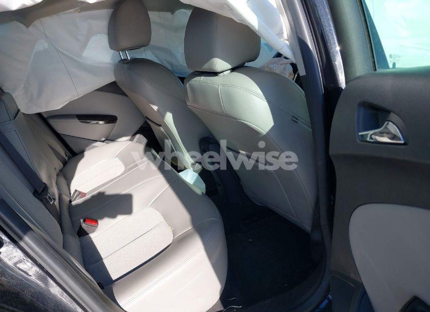 Photo 8 of 2015 Buick Verano (VIN 1G4PP5SK5F4148664)