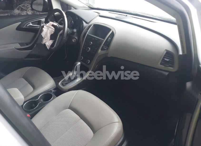 Photo 5 of 2016 Buick Verano (VIN 1G4PP5SK5G4112877)