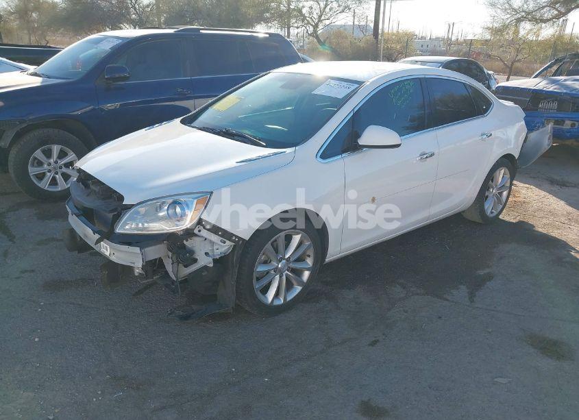 Photo 2 of 2012 Buick Verano (VIN 1G4PP5SK6C4178056)
