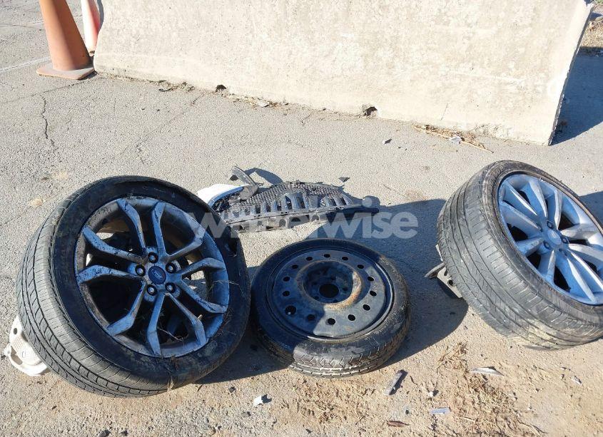 Photo 12 of 2012 Buick Verano (VIN 1G4PP5SK6C4180258)