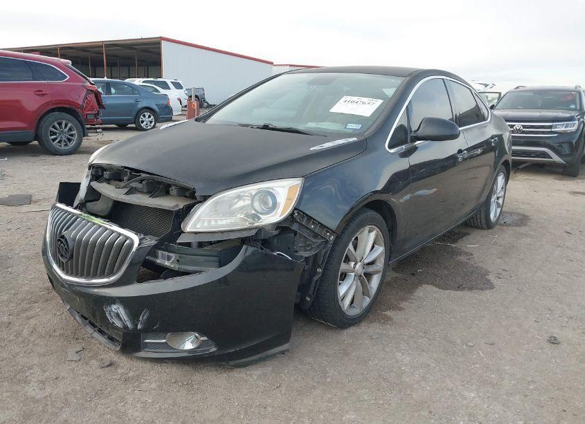 Photo 2 of 2013 Buick Verano (VIN 1G4PP5SK6D4108820)
