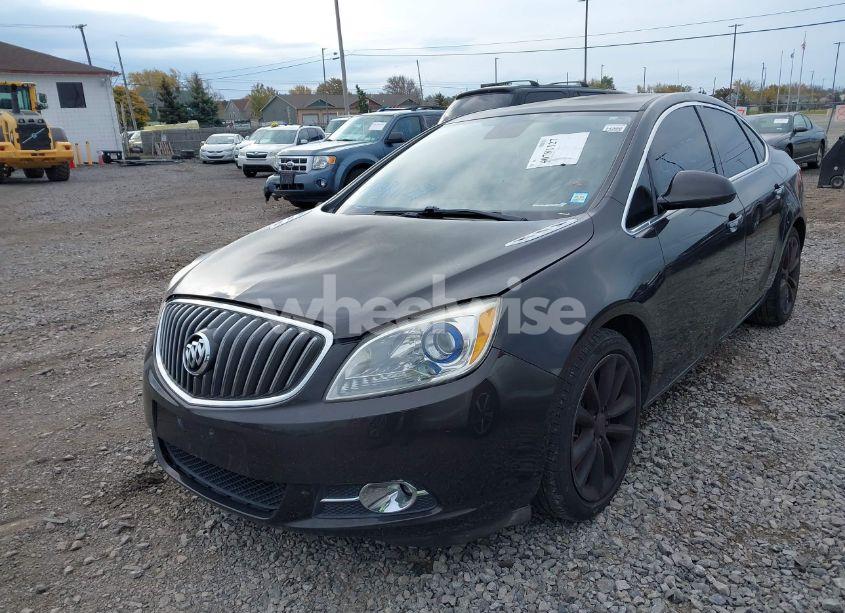 Photo 2 of 2013 Buick Verano (VIN 1G4PP5SK6D4124547)