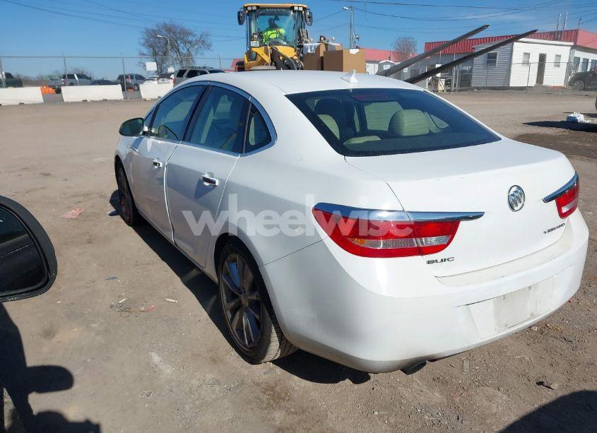 Photo 3 of 2013 Buick Verano (VIN 1G4PP5SK6D4141378)