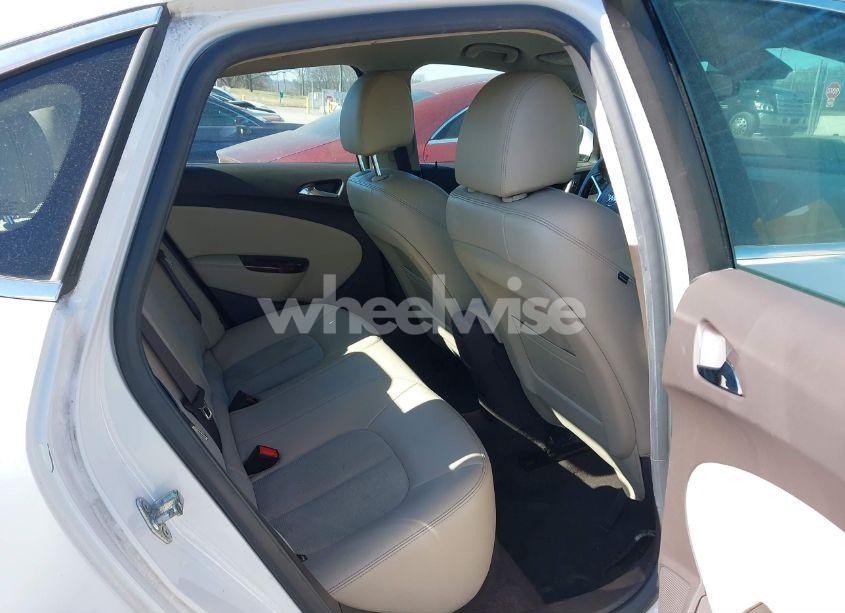 Photo 8 of 2013 Buick Verano (VIN 1G4PP5SK6D4141378)