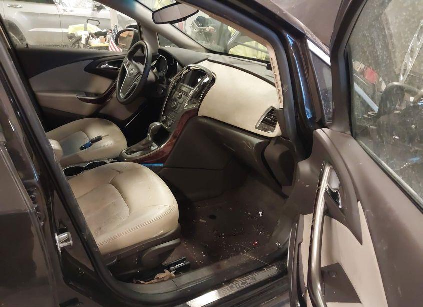 Photo 5 of 2013 Buick Verano (VIN 1G4PP5SK6D4221053)