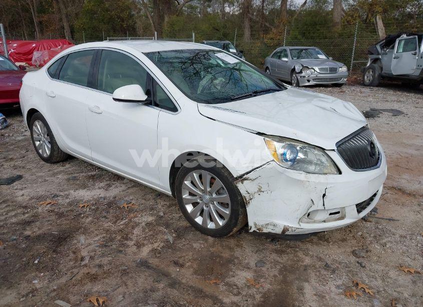 2015 Buick Verano (VIN 1G4PP5SK6F4181902) main photo