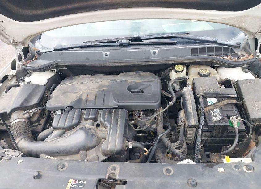 Photo 10 of 2015 Buick Verano (VIN 1G4PP5SK6F4184038)