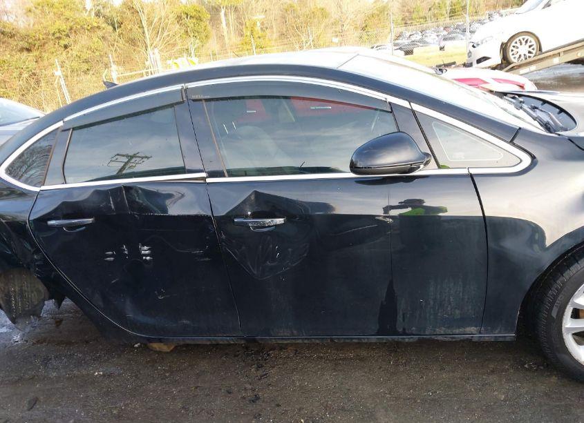 Photo 14 of 2012 Buick Verano (VIN 1G4PP5SK7C4154641)