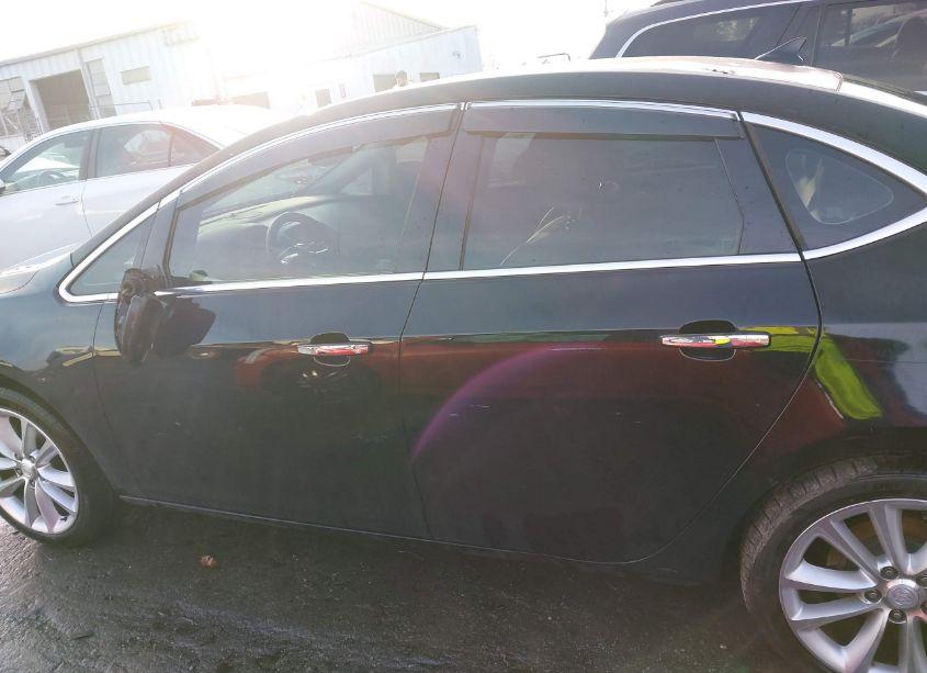 Photo 15 of 2012 Buick Verano (VIN 1G4PP5SK7C4154641)