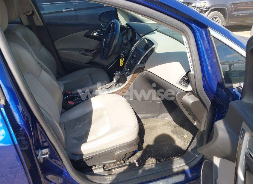 Photo 5 of 2013 Buick Verano (VIN 1G4PP5SK7D4106641)