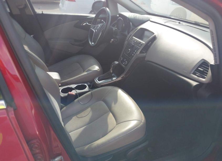 Photo 5 of 2013 Buick Verano (VIN 1G4PP5SK7D4112861)