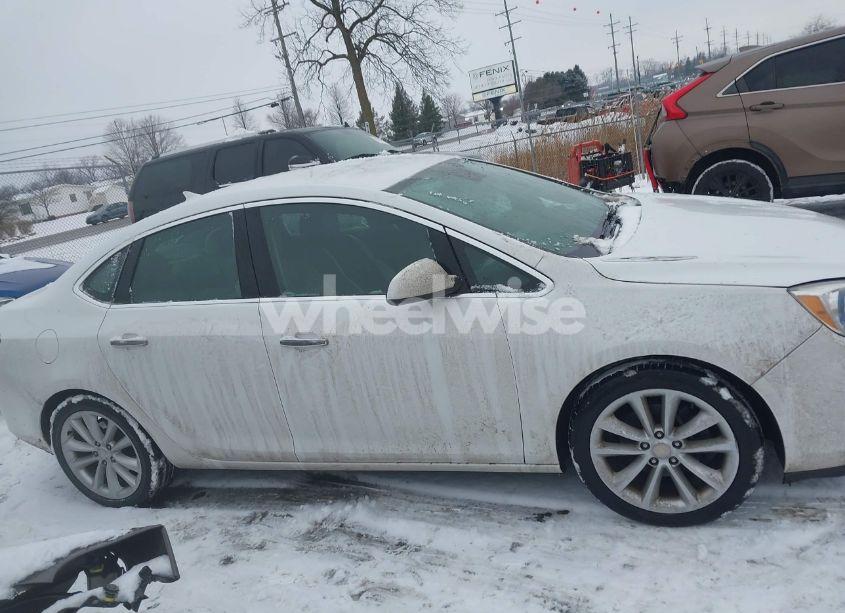 Photo 13 of 2013 Buick Verano (VIN 1G4PP5SK7D4120166)