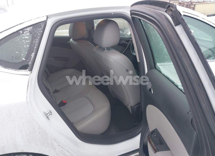 Photo 8 of 2013 Buick Verano (VIN 1G4PP5SK7D4120166)