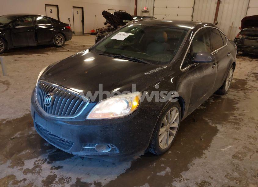 Photo 2 of 2013 Buick Verano (VIN 1G4PP5SK7D4188175)