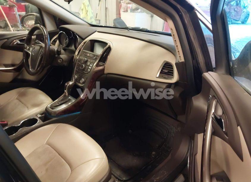 Photo 5 of 2013 Buick Verano (VIN 1G4PP5SK7D4188175)