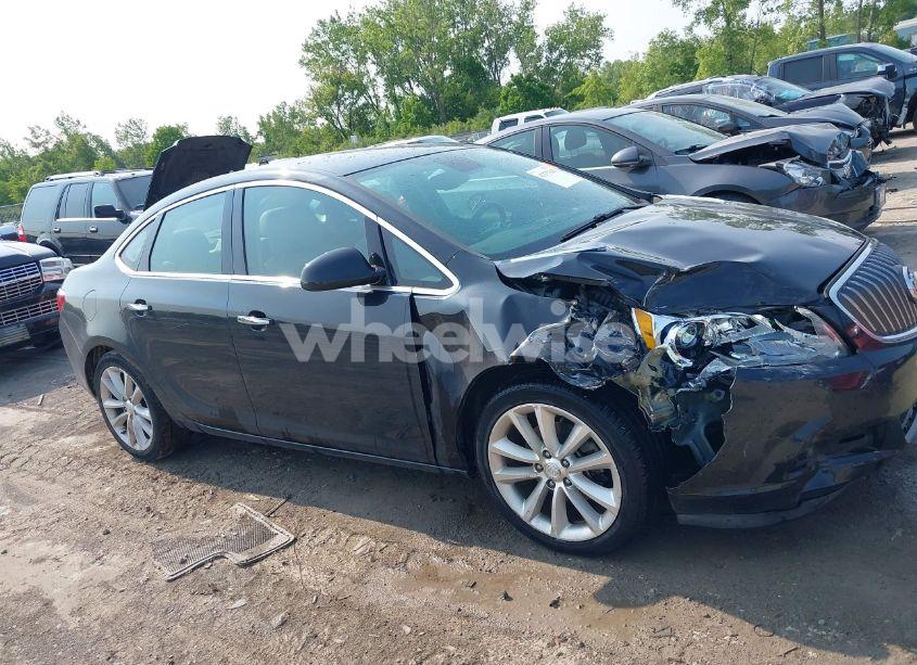 Photo 13 of 2013 Buick Verano (VIN 1G4PP5SK7D4244583)