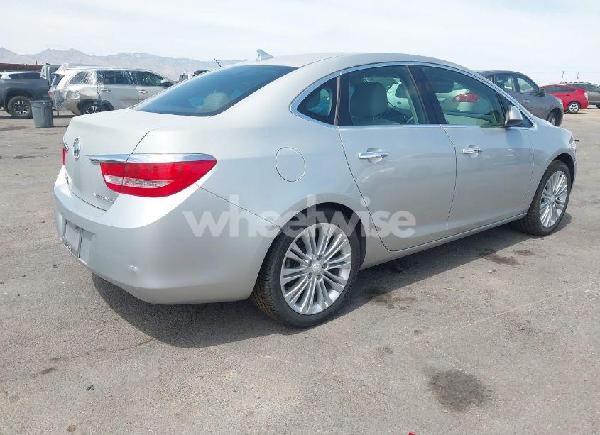 Photo 4 of 2014 Buick Verano (VIN 1G4PP5SK7E4134988)