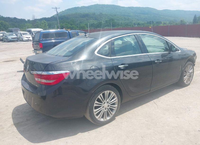 Photo 4 of 2014 Buick Verano (VIN 1G4PP5SK7E4182541)