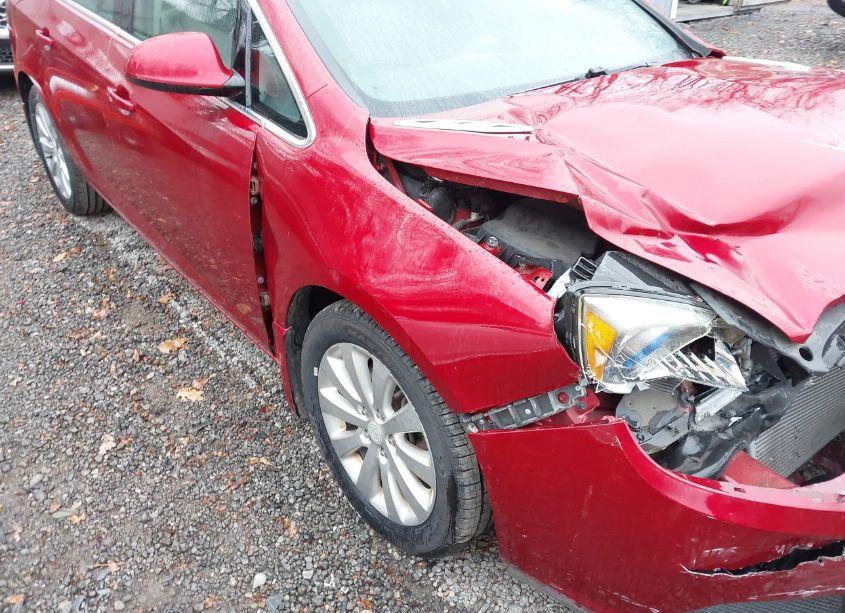 Photo 11 of 2015 Buick Verano (VIN 1G4PP5SK7F4141358)