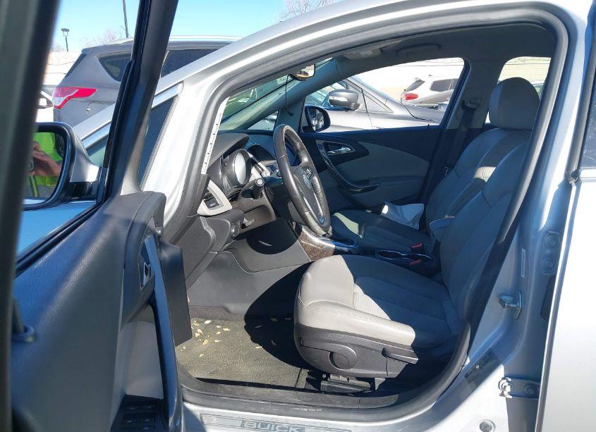 Photo 5 of 2016 Buick Verano (VIN 1G4PP5SK7G4109012)