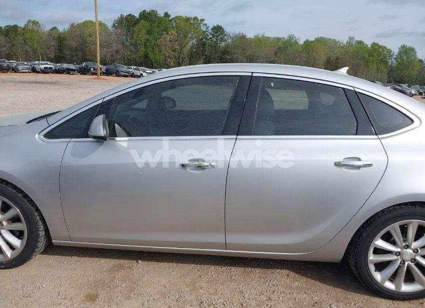 Photo 14 of 2012 Buick Verano (VIN 1G4PP5SK8C4147021)