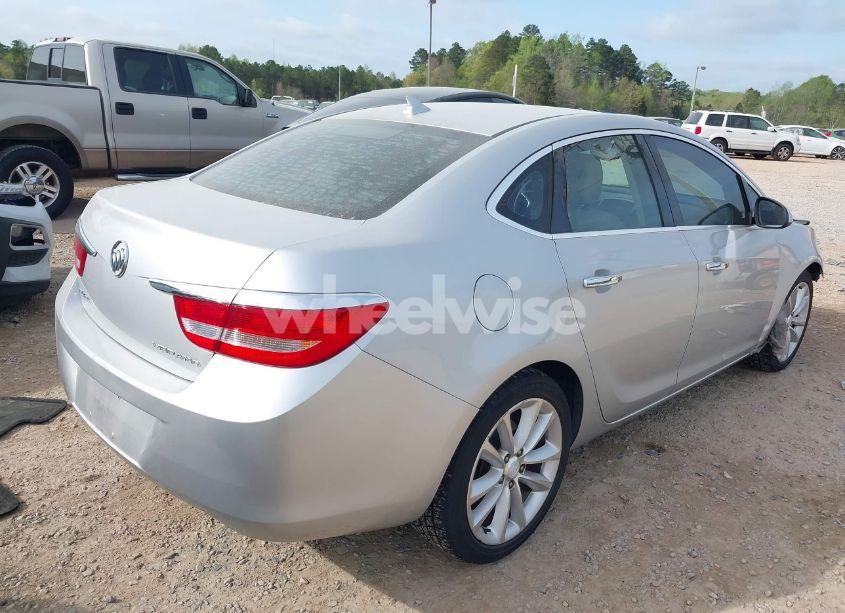 Photo 4 of 2012 Buick Verano (VIN 1G4PP5SK8C4147021)