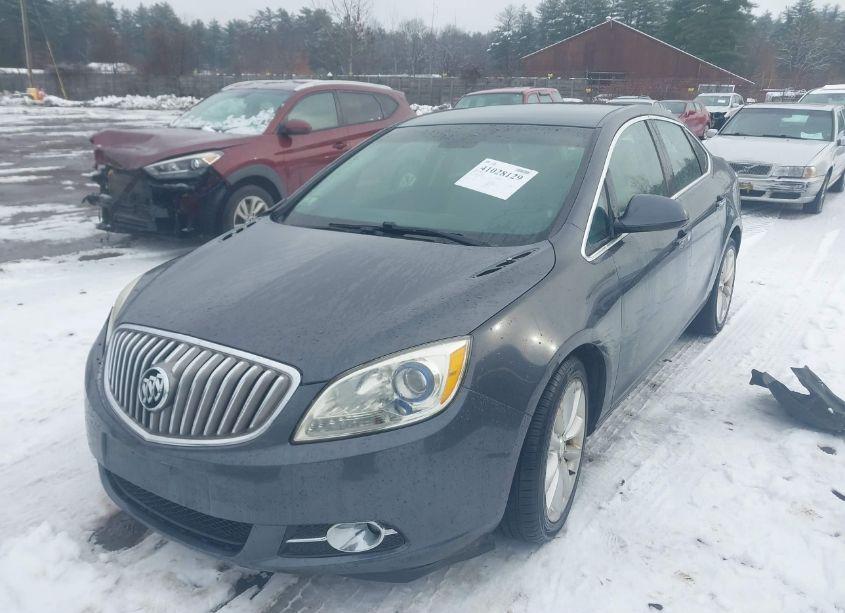 Photo 2 of 2012 Buick Verano (VIN 1G4PP5SK8C4201014)