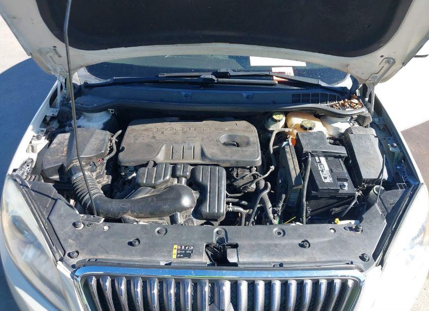 Photo 10 of 2012 Buick Verano (VIN 1G4PP5SK8C4204785)