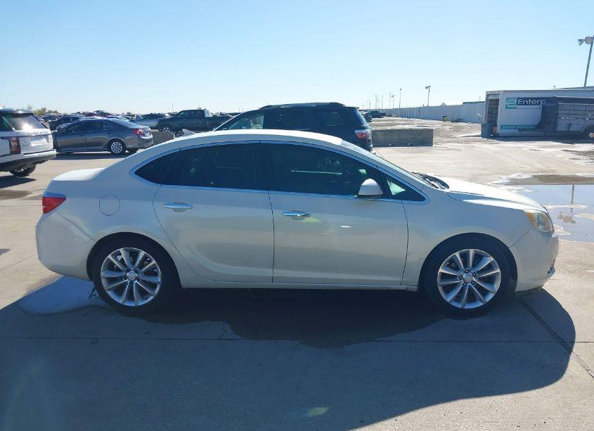 Photo 13 of 2012 Buick Verano (VIN 1G4PP5SK8C4204785)