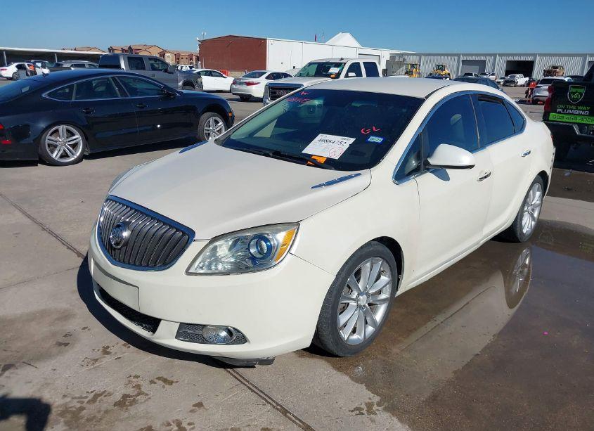 Photo 2 of 2012 Buick Verano (VIN 1G4PP5SK8C4204785)