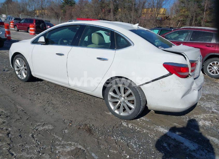 Photo 3 of 2013 Buick Verano (VIN 1G4PP5SK8D4146016)
