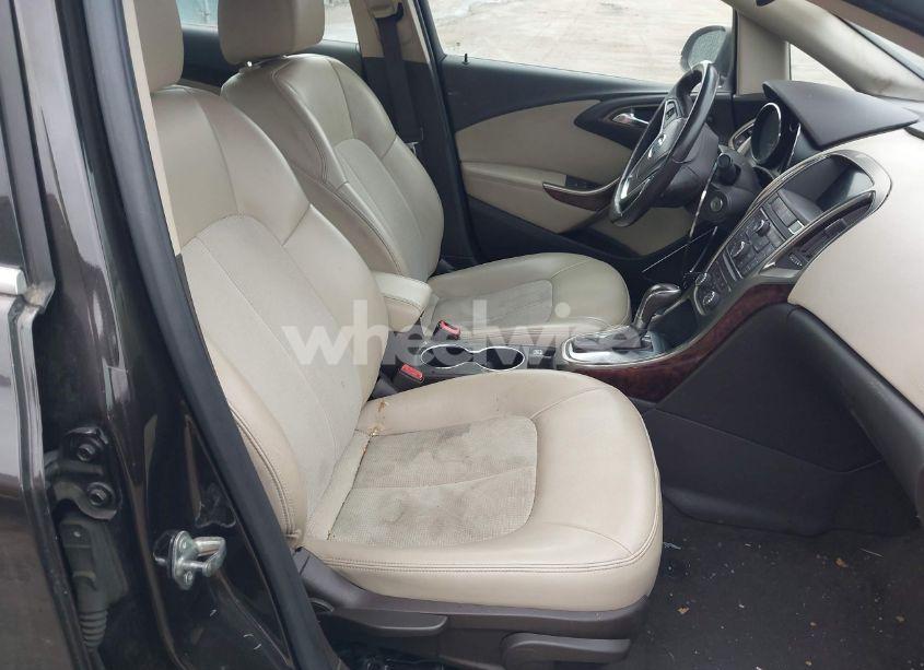 Photo 5 of 2013 Buick Verano (VIN 1G4PP5SK8D4155797)