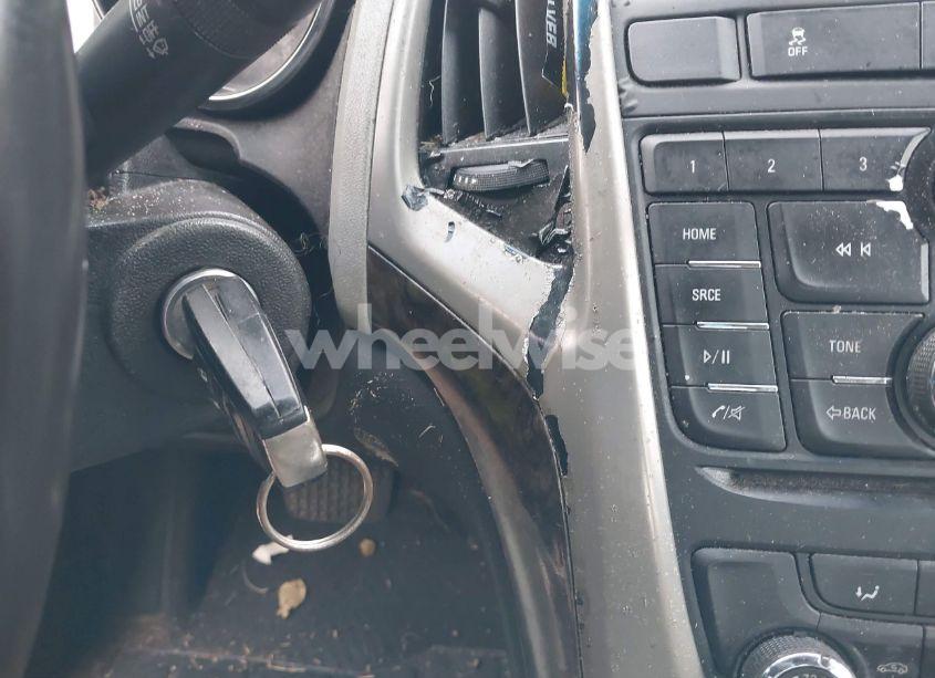 Photo 11 of 2013 Buick Verano (VIN 1G4PP5SK8D4160725)