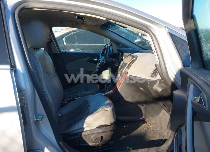 Photo 5 of 2013 Buick Verano (VIN 1G4PP5SK8D4181719)