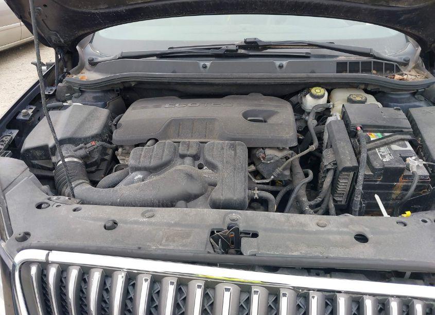 Photo 10 of 2015 Buick Verano (VIN 1G4PP5SK8F4146682)