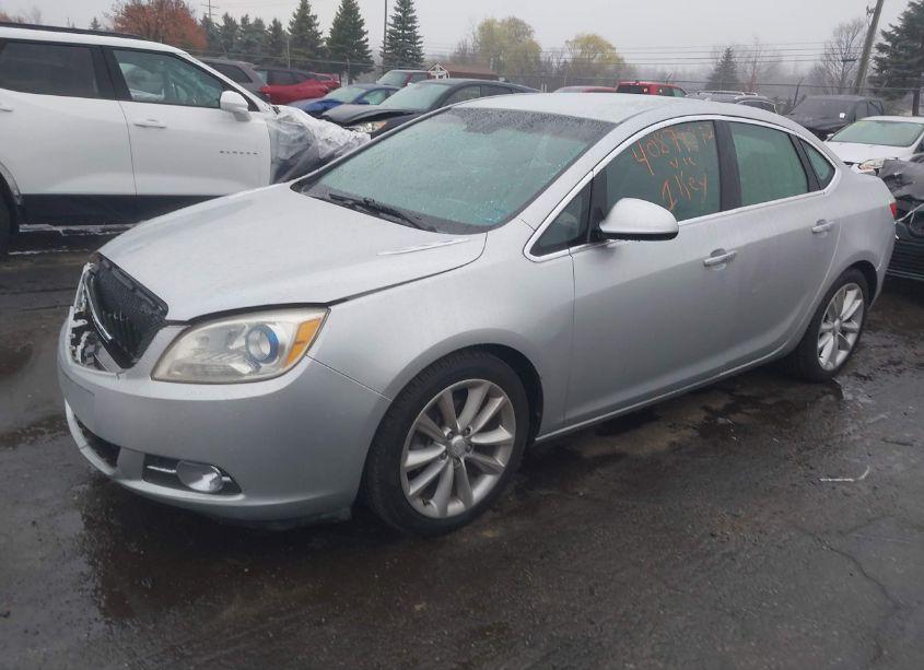 Photo 2 of 2012 Buick Verano (VIN 1G4PP5SK9C4126159)
