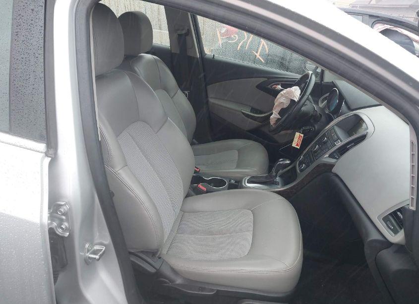 Photo 5 of 2012 Buick Verano (VIN 1G4PP5SK9C4126159)