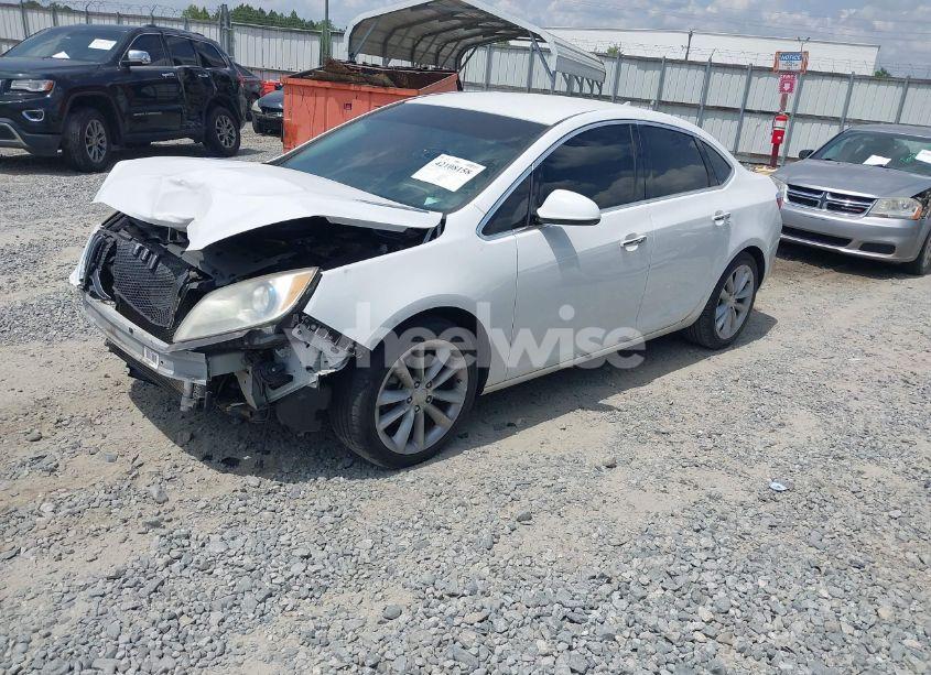 Photo 2 of 2012 Buick Verano (VIN 1G4PP5SK9C4177192)