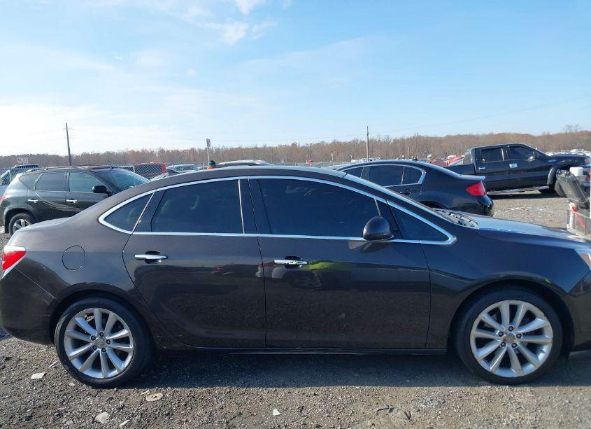 Photo 13 of 2012 Buick Verano (VIN 1G4PP5SK9C4230618)