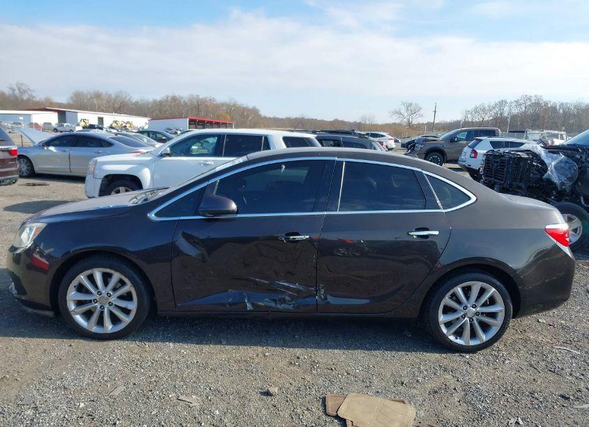Photo 14 of 2012 Buick Verano (VIN 1G4PP5SK9C4230618)