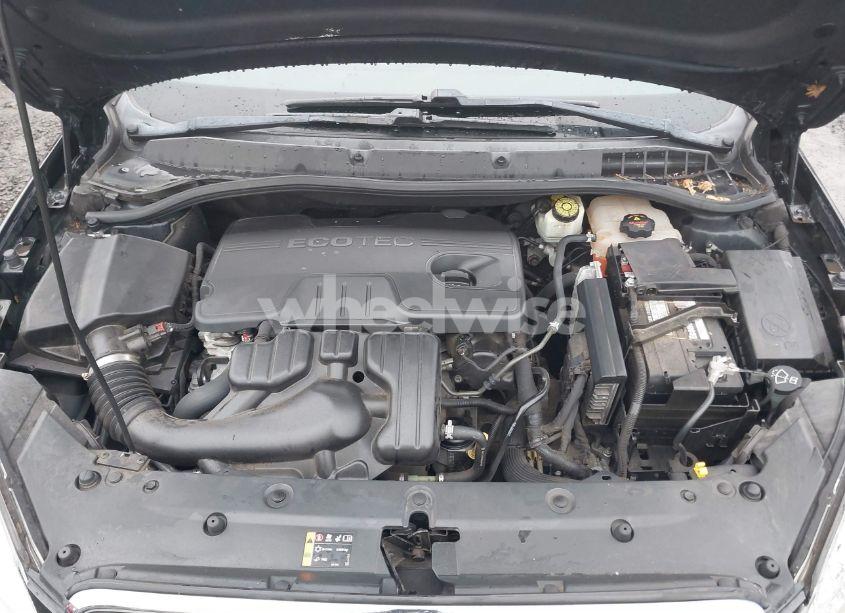 Photo 10 of 2013 Buick Verano (VIN 1G4PP5SK9D4109606)